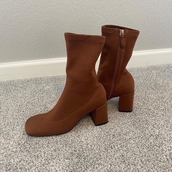 Silent D Tell Me Boots - Picture 4 of 5